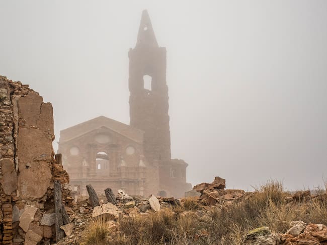 Iglesia en ruinas en Belchite.