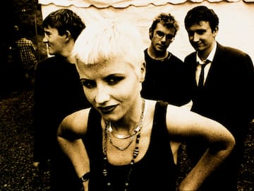 Cuando The Cranberries estremecieron al mundo con ‘No need to argue’, el disco de ‘Zombie’