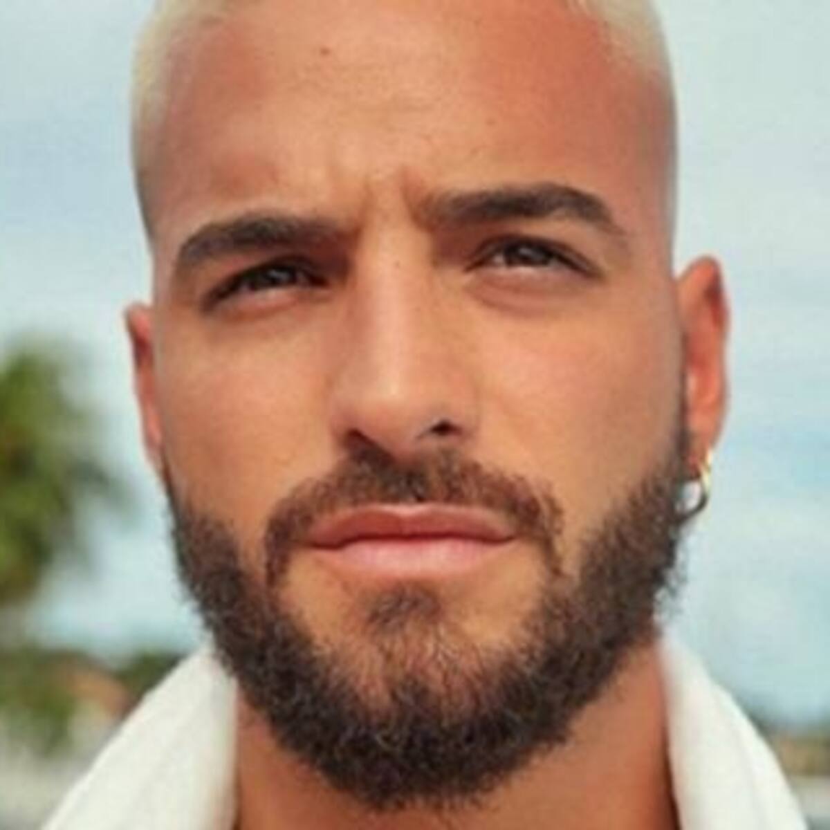 La polémica foto de Maluma besando a su mamá en la boca