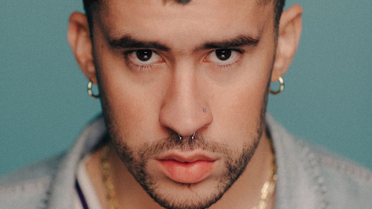 Bad Bunny, Ñengo Flow, Abraham Mateo, Ava Max y Bombai celebran la Navidad con sus nuevas canciones