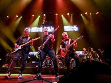 Hombres G continúan con su exitoso tour ‘40 años y seguimos empezando’