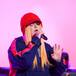 Tones and I prepara un nuevo disco y habrá colaboración con Macklemore