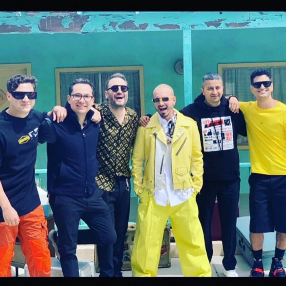 Lalo Ebratt junto a J Balvin y Reik estrenan “Indeciso”