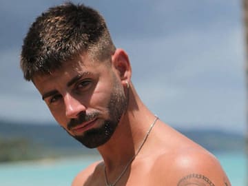 LANZÁNDOSE CUBATAS A LA CARA: DESTAPAN UN VÍDEO DE ISAAC (‘TENTACIONES’) EN OTRO REALITY