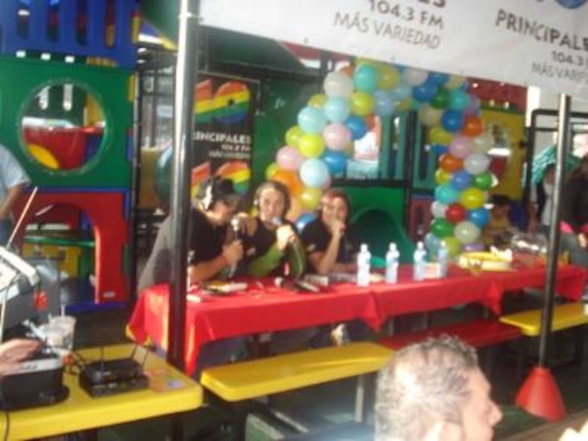 Mc Donald's Segundo Aniversario de La Hora sin Nombre
