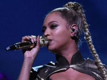 Beyoncé sangra en concierto y fans se solidarizan de manera alarmante