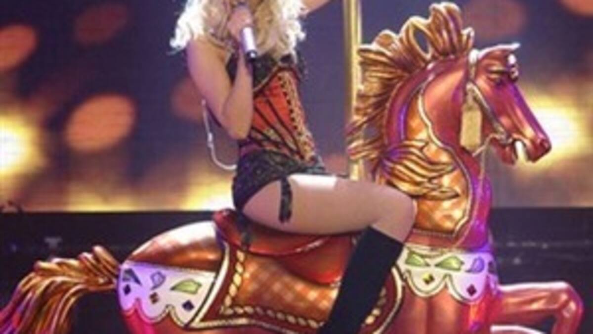 Christina Aguilera se embolsa un millón de actuando en una fiesta de Halloween