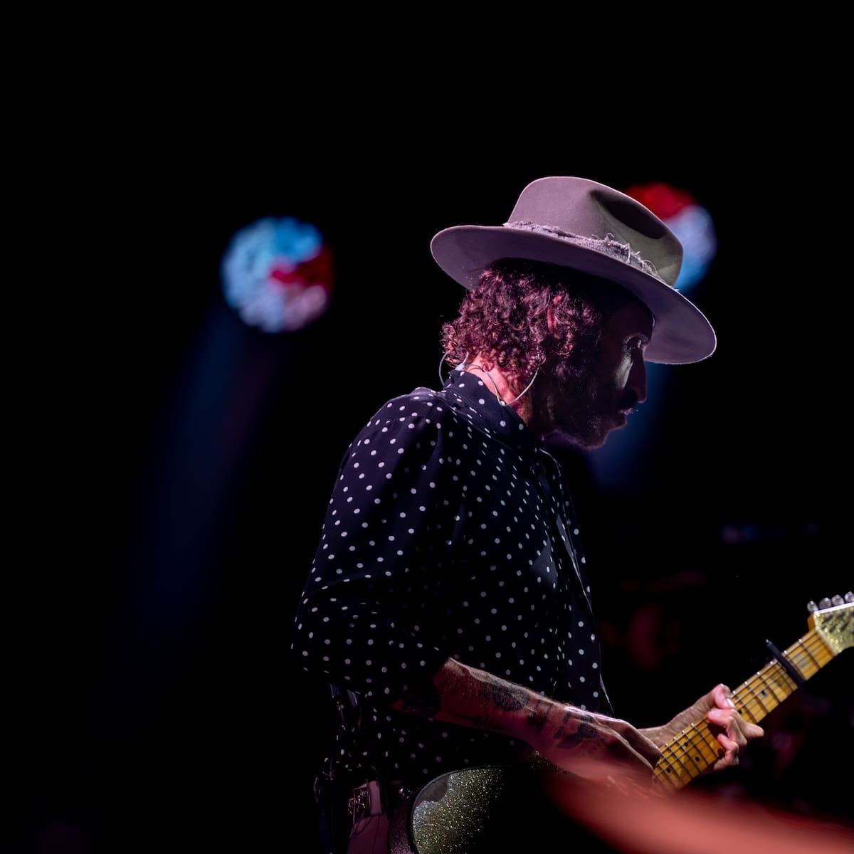Leiva cierra en Madrid su ‘Gigante Tour’ con su hermano lesionado, homenaje a Robe y planes para sus vacaciones