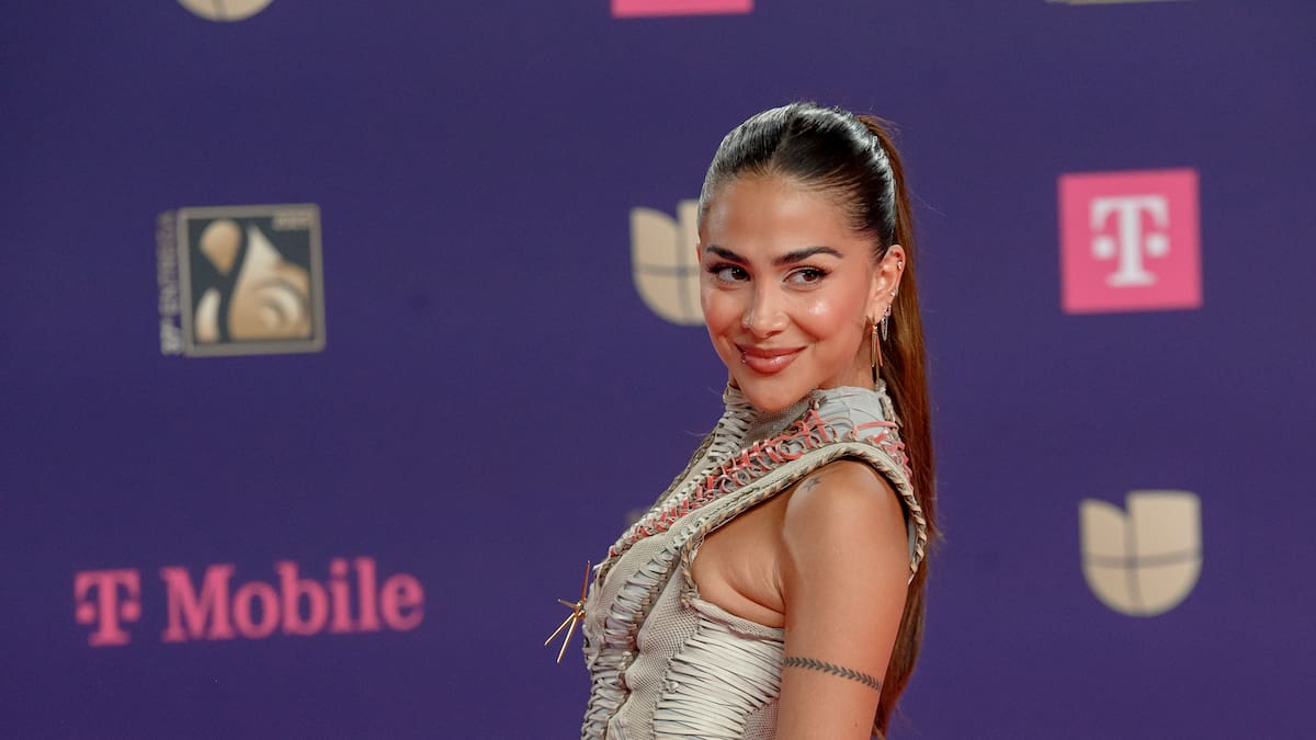 Steve Aoki se alía con Greeicy y Farruko y presentan en Miami una clara candidata a canción del verano