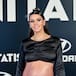 Cristina Pedroche comparte una foto en bikini tres semanas después del parto y le llueven las críticas