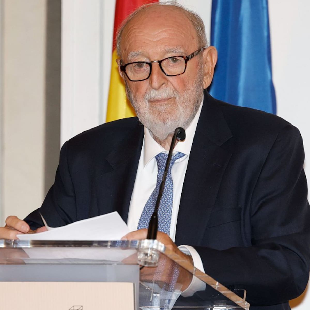 Muere a los 86 años el periodista Diego Carcedo, histórico referente de RTVE