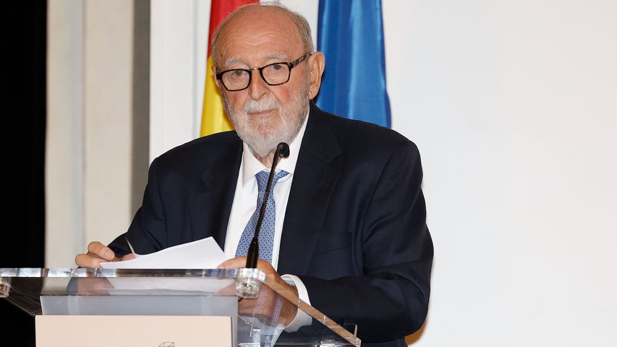 Muere a los 86 años el periodista Diego Carcedo, histórico referente de RTVE