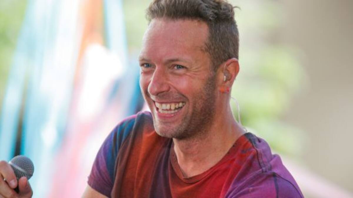 Chris Martin sorprendió a una pareja con un "regalo de bodas"