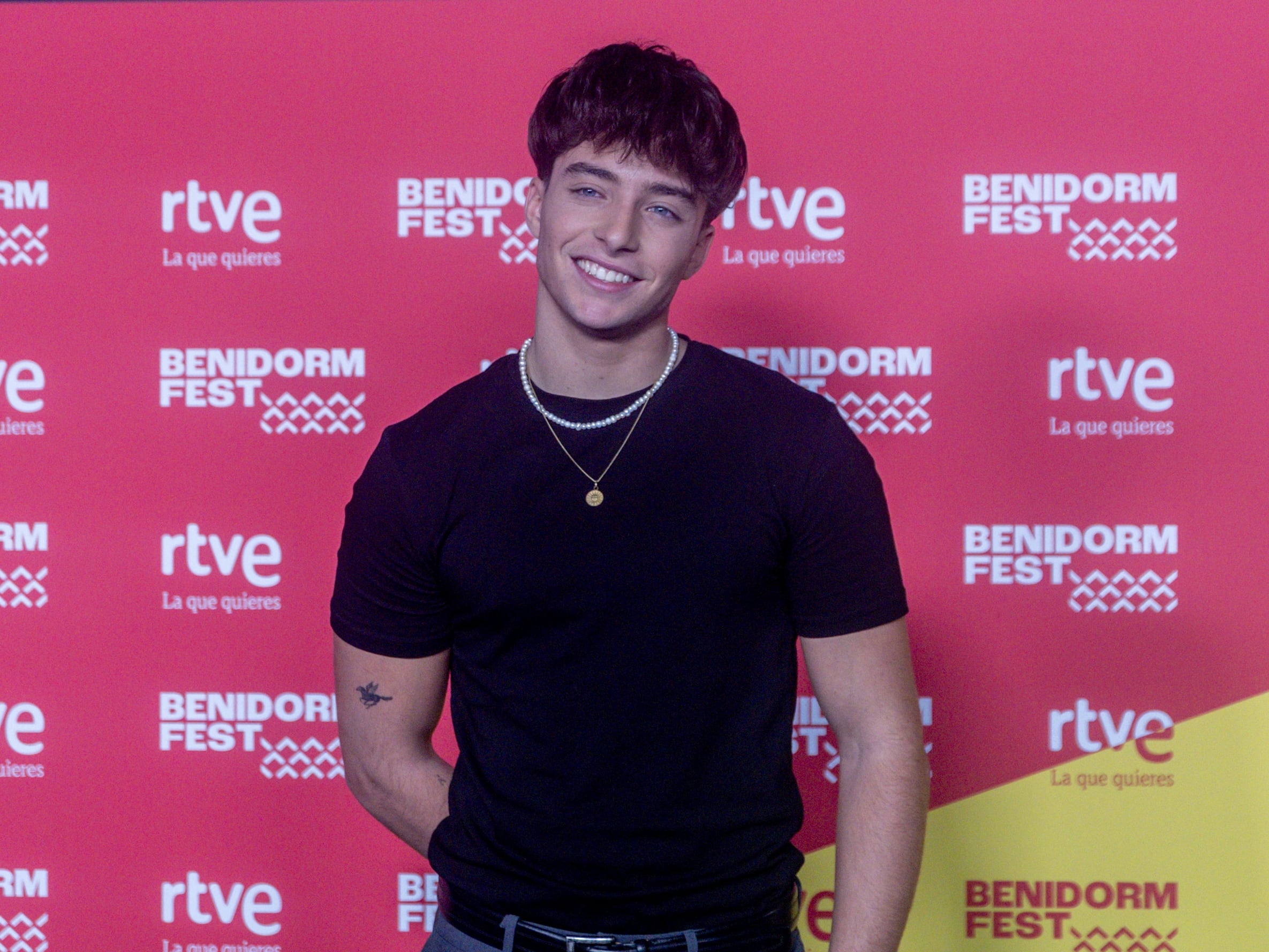 Así es la letra y significado de la canción ‘¿Qué Vas A Hacer?’ de Izan Llunas, concursante del Benidorm Fest 2026