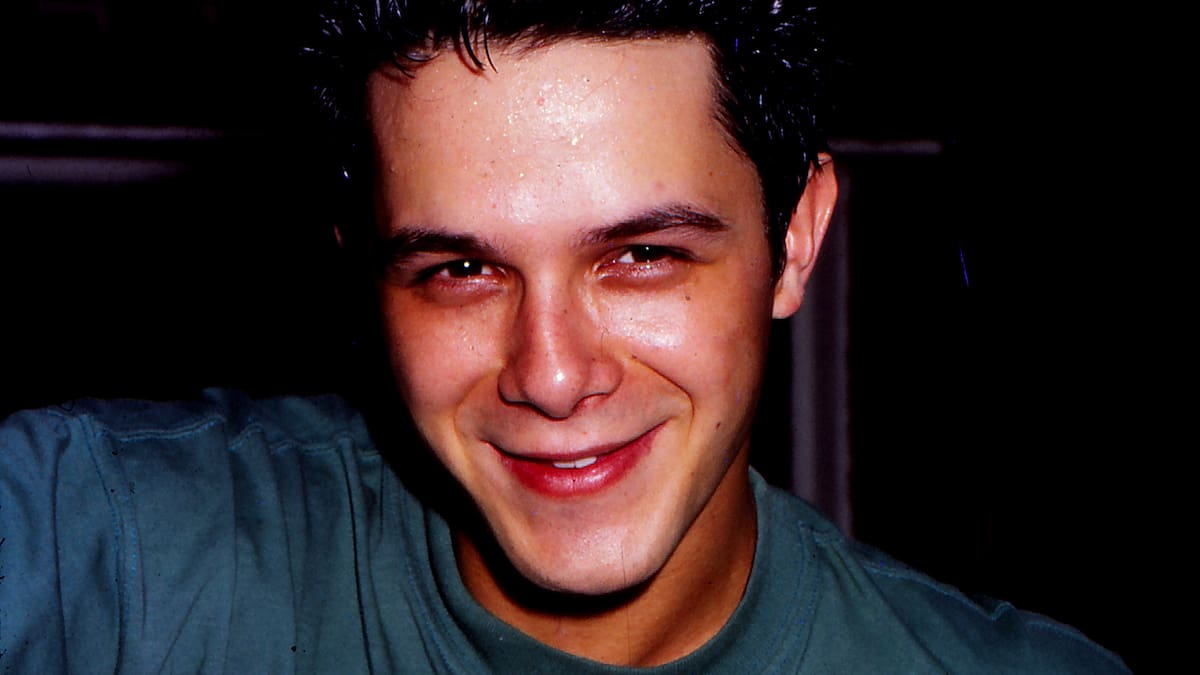 Treinta y cinco años de ‘Viviendo deprisa’: cuando Alejandro Sanz empezó a correr