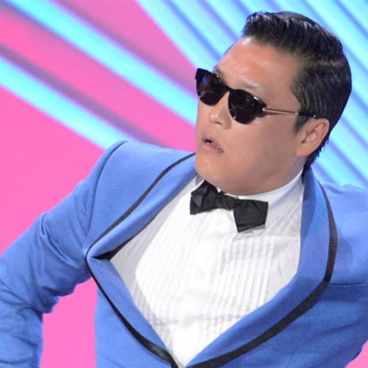 PSY salió abucheado por italianos