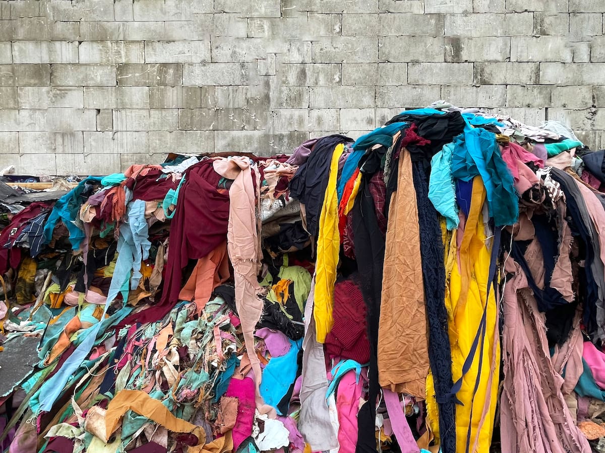 Guerra al despilfarro textil: se acabó destruir la ropa que no se vende