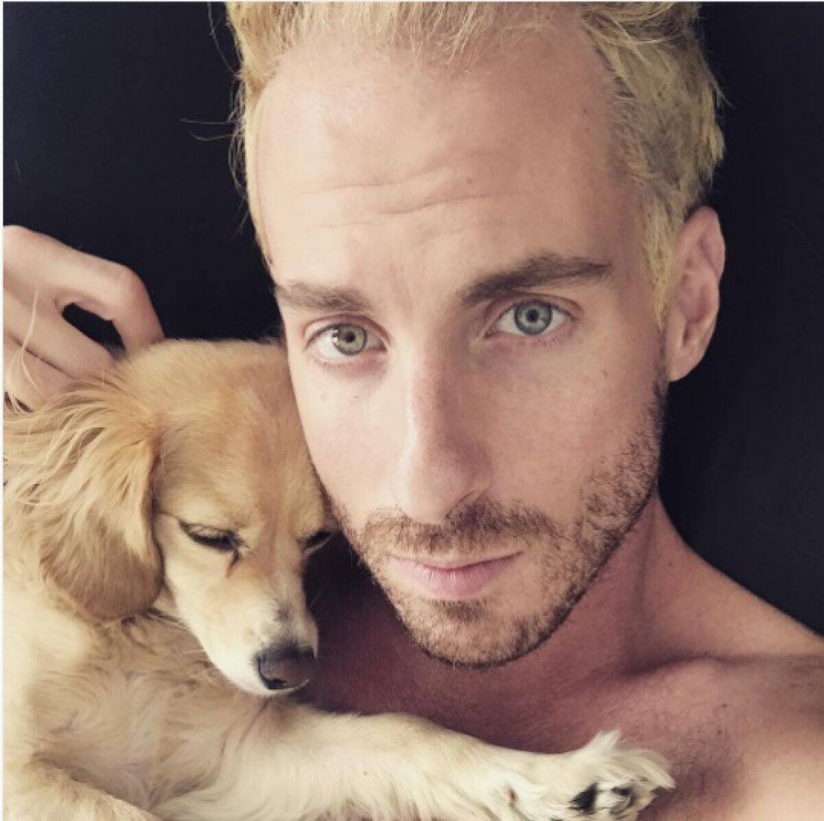Michael Levine, el hermano fachero de Adam