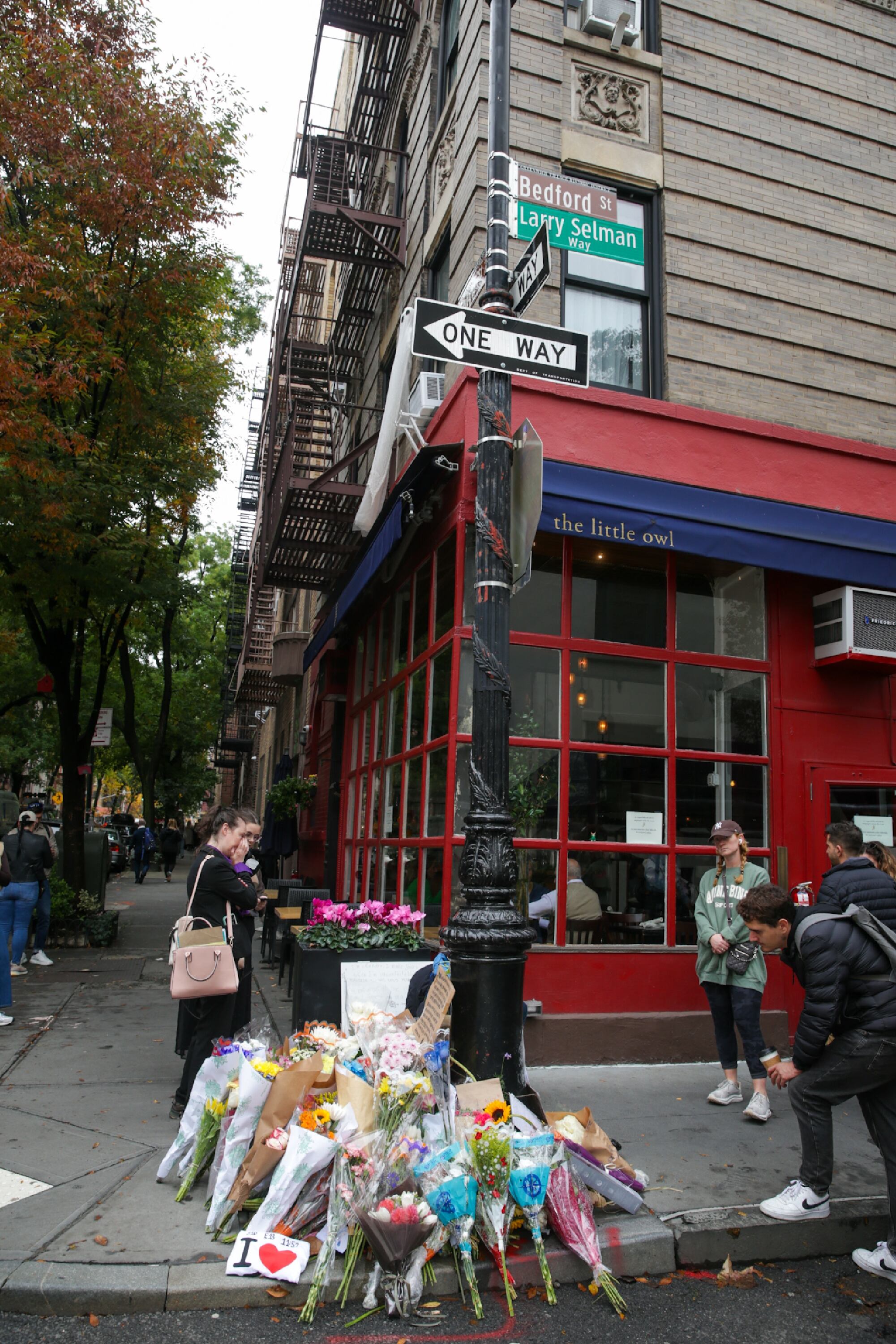 West Village, homenaje a Matthew Perry