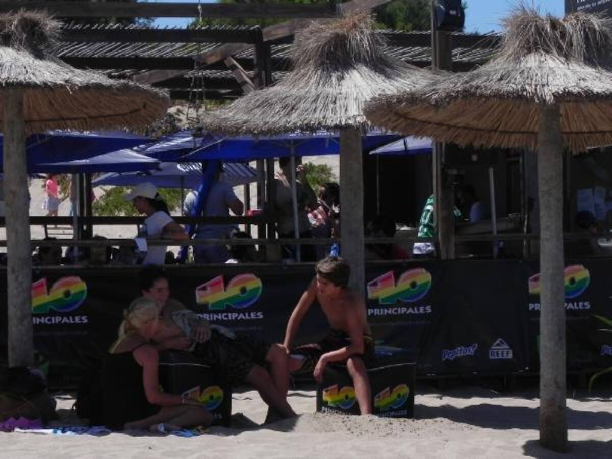 Relax Point Bar Cabo Surf Mariano