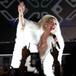 Christina Aguilera anuncia su segundo álbum en español donde redescubre sus raíces