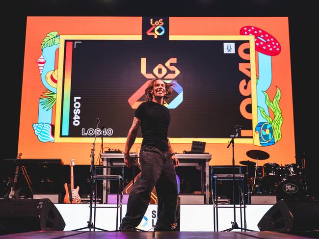 Óscar Martínez durante la gira de LOS40 Summer Live 2025.