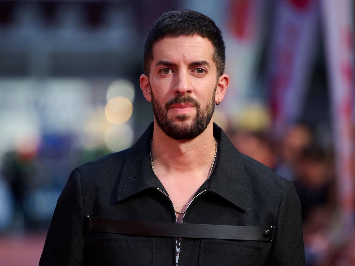 ¿Quién va hoy a La Revuelta? Pelayo Gayol y Cristina Lora (OT 2025) visitan el programa de David Broncano en La 1