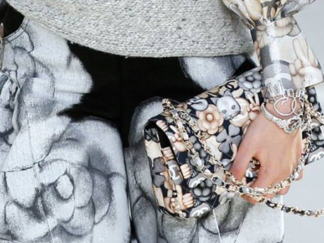 Chanel y Emojis