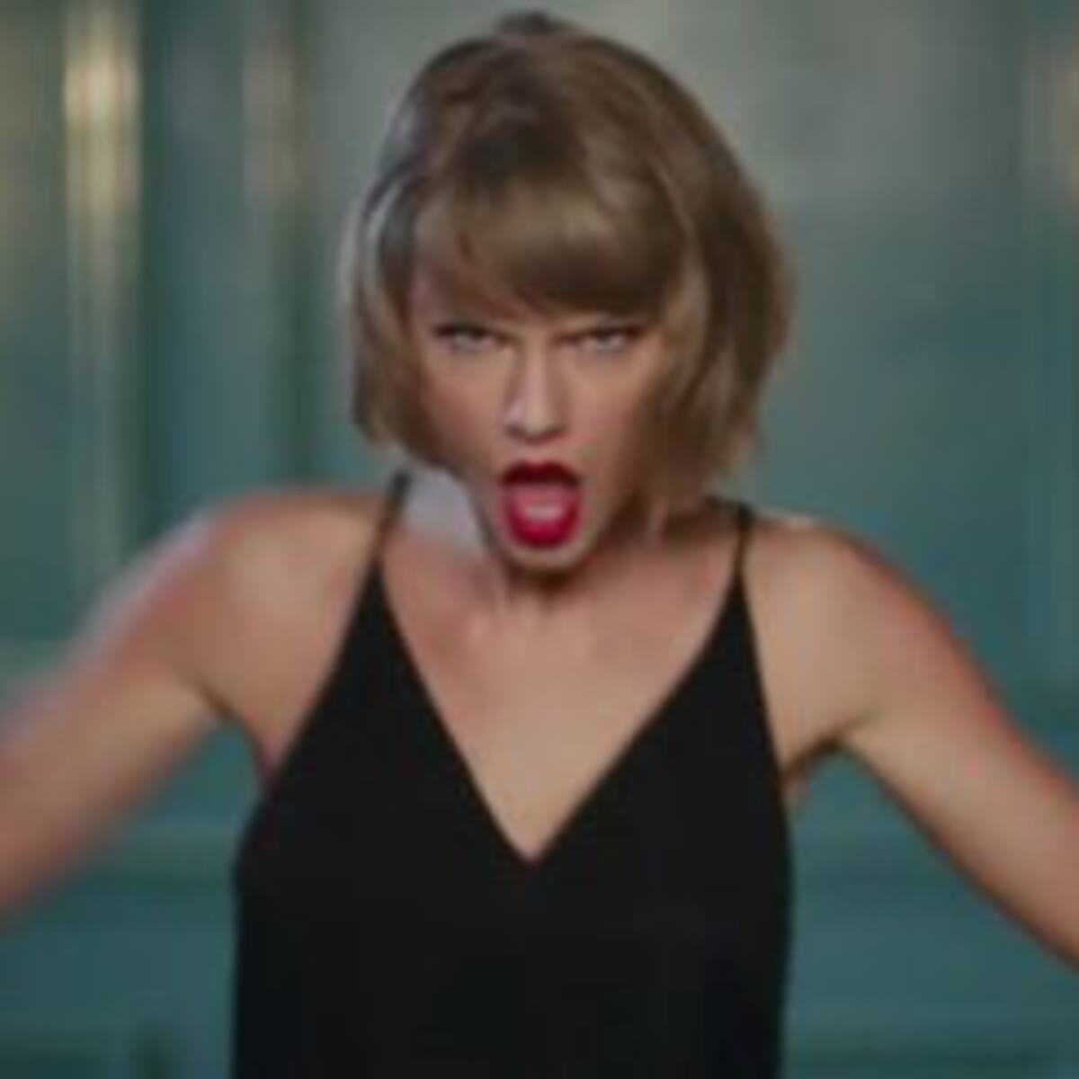 Así baila Taylor Swift en su casa cuando nadie la ve