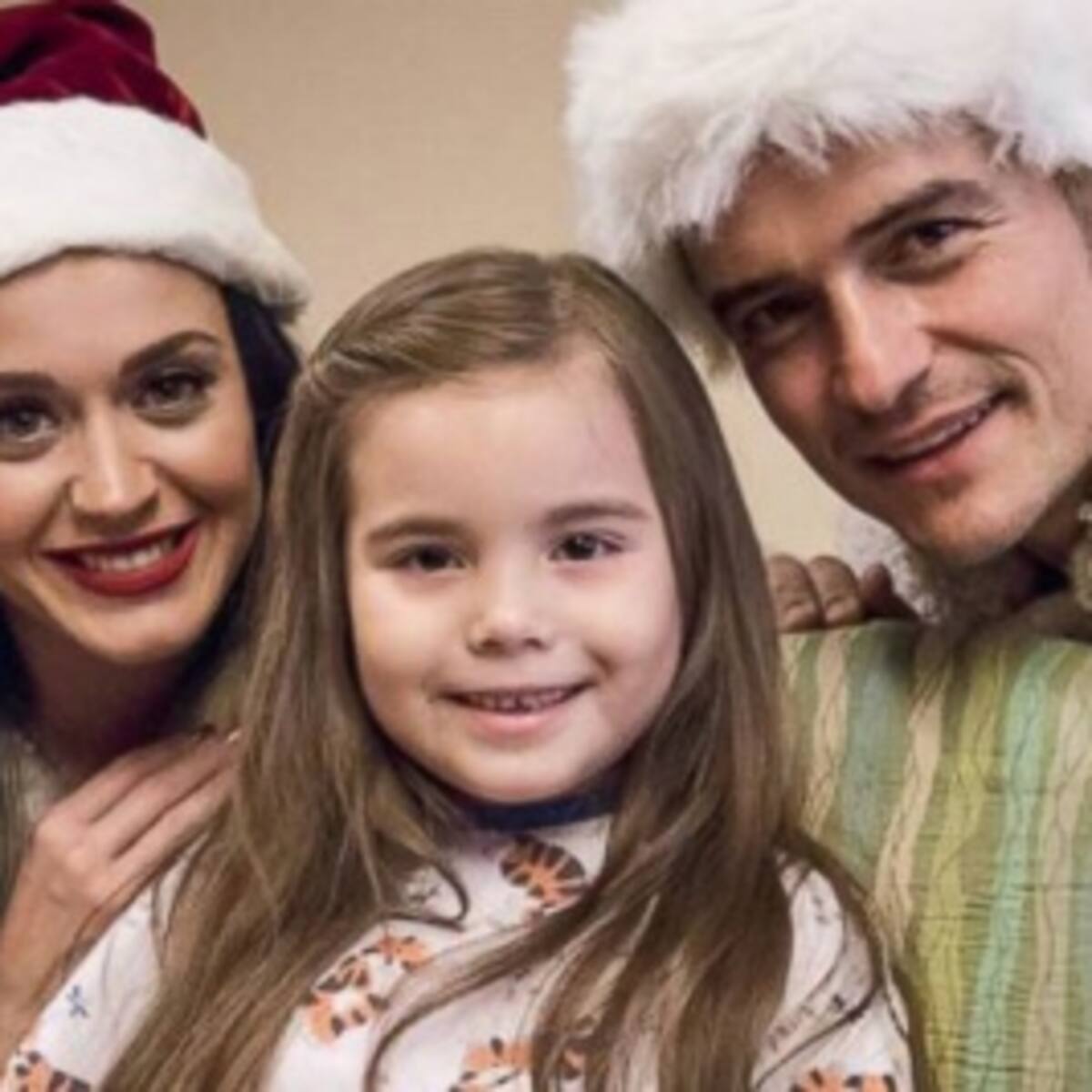 Orlando y Katy Claus alegraron la navidad del Hospital de Los Angeles