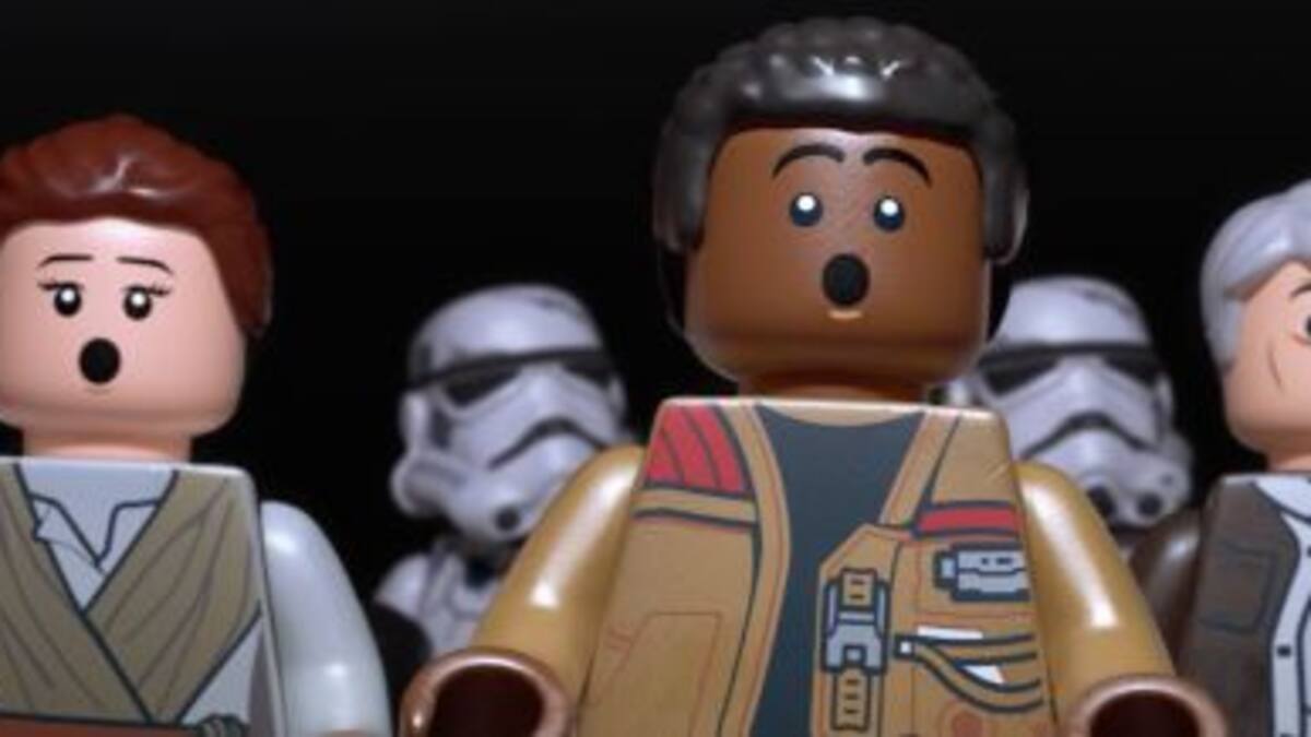 El disfraz de LEGO más aterrador del mundo