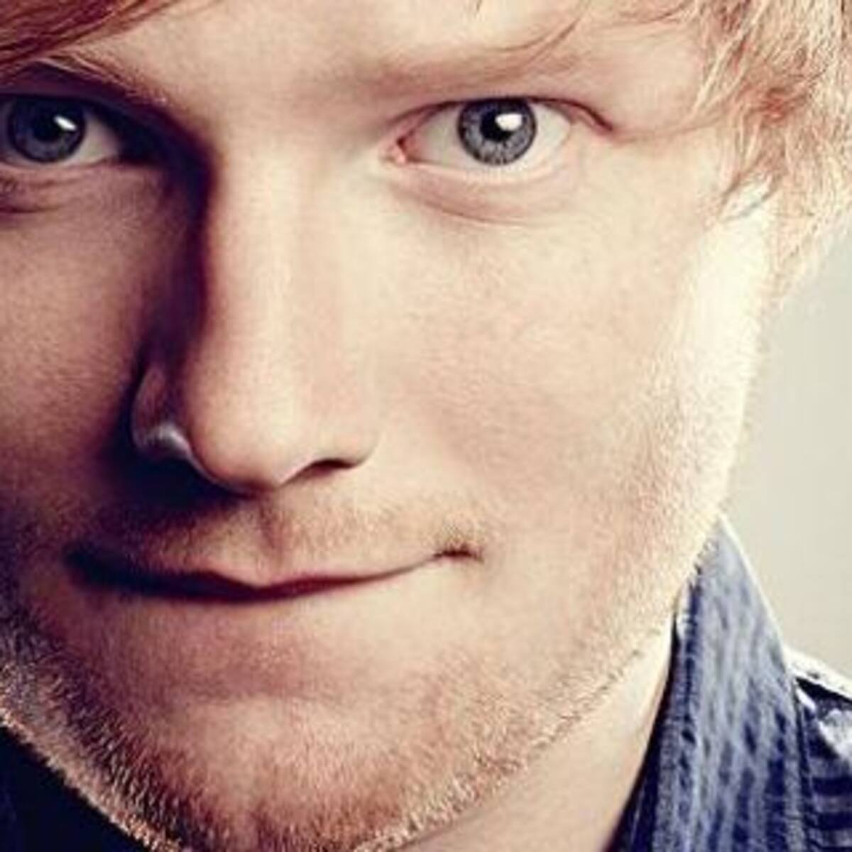 Le mandan videos porno a Ed Sheeran
