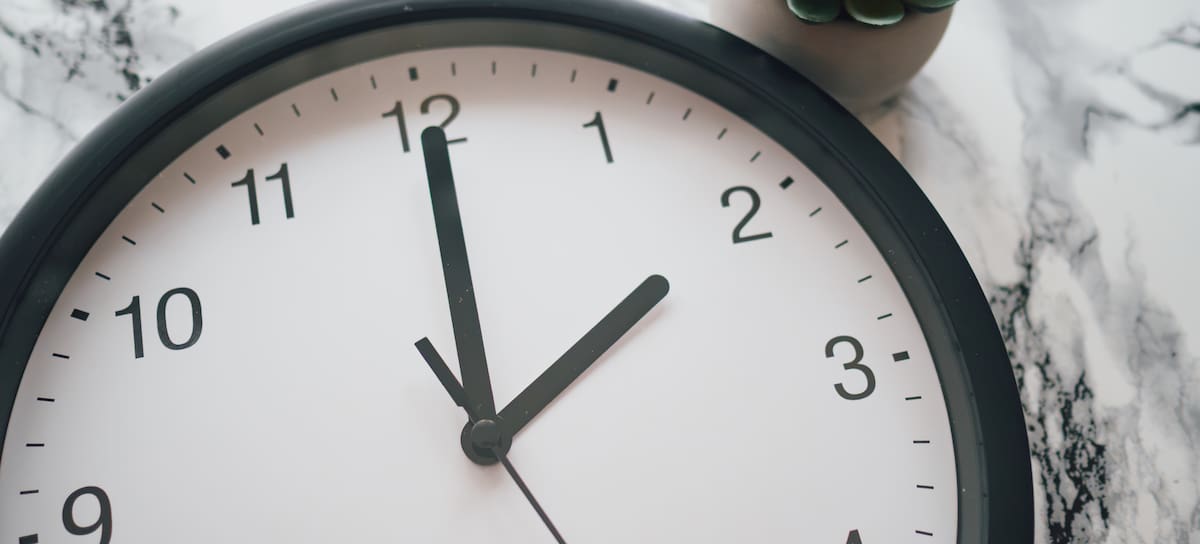 Reajuste de reloj con el cambio horario