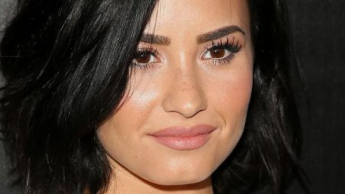 Escuchá a Demi Lovato haciendo un trabalenguas en español!