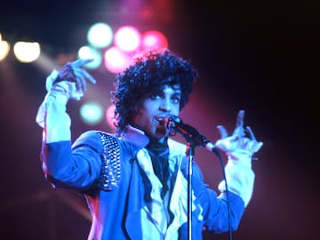 ‘Prince & Purple Rain. 40 aniversario’, una buena forma de acercarnos al de Minneapolis en el décimo aniversario de su muerte