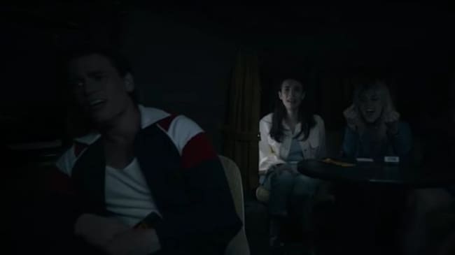 Parte del reparto de 'American Horror Story: 1984'.