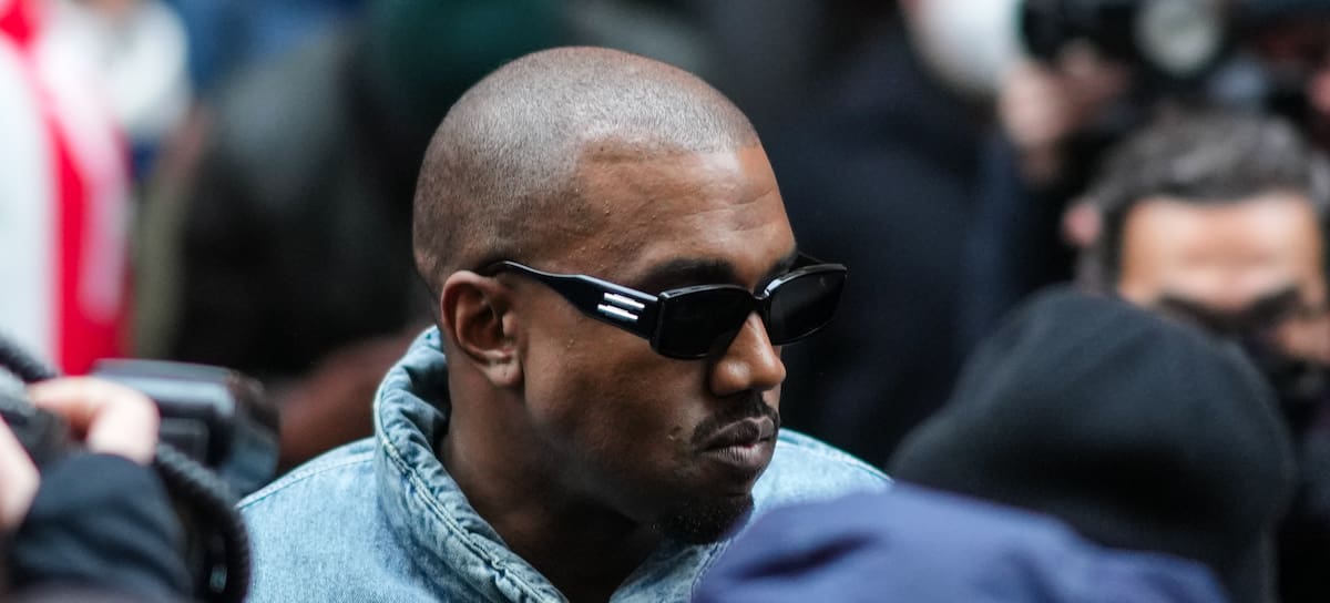 Kanye West en la Paris Fashion Week en enero de 2022.