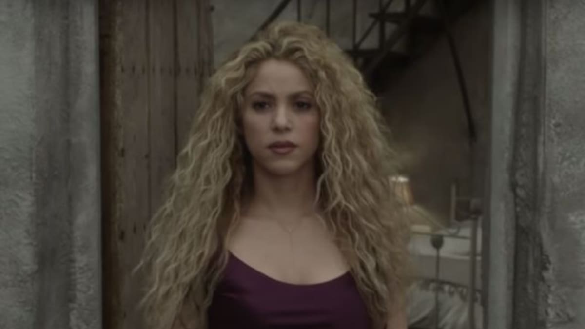 Shakira deja de lado el reggaeton en Nada