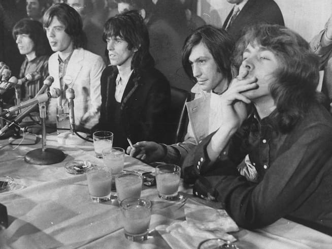 The Rolling Stones, en rueda de prensa. De izquierda a derecha: Bill Wyman, Mick Jagger, Keith Richards, Charlie Watts y Mick Taylor en New York en 1969.