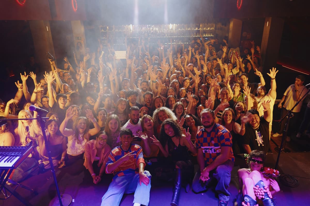 Tras su visita a España como teloneros de la gira de Bad Bunny, Chuwi se despide de nuestro país con el cariño y calor de su público.