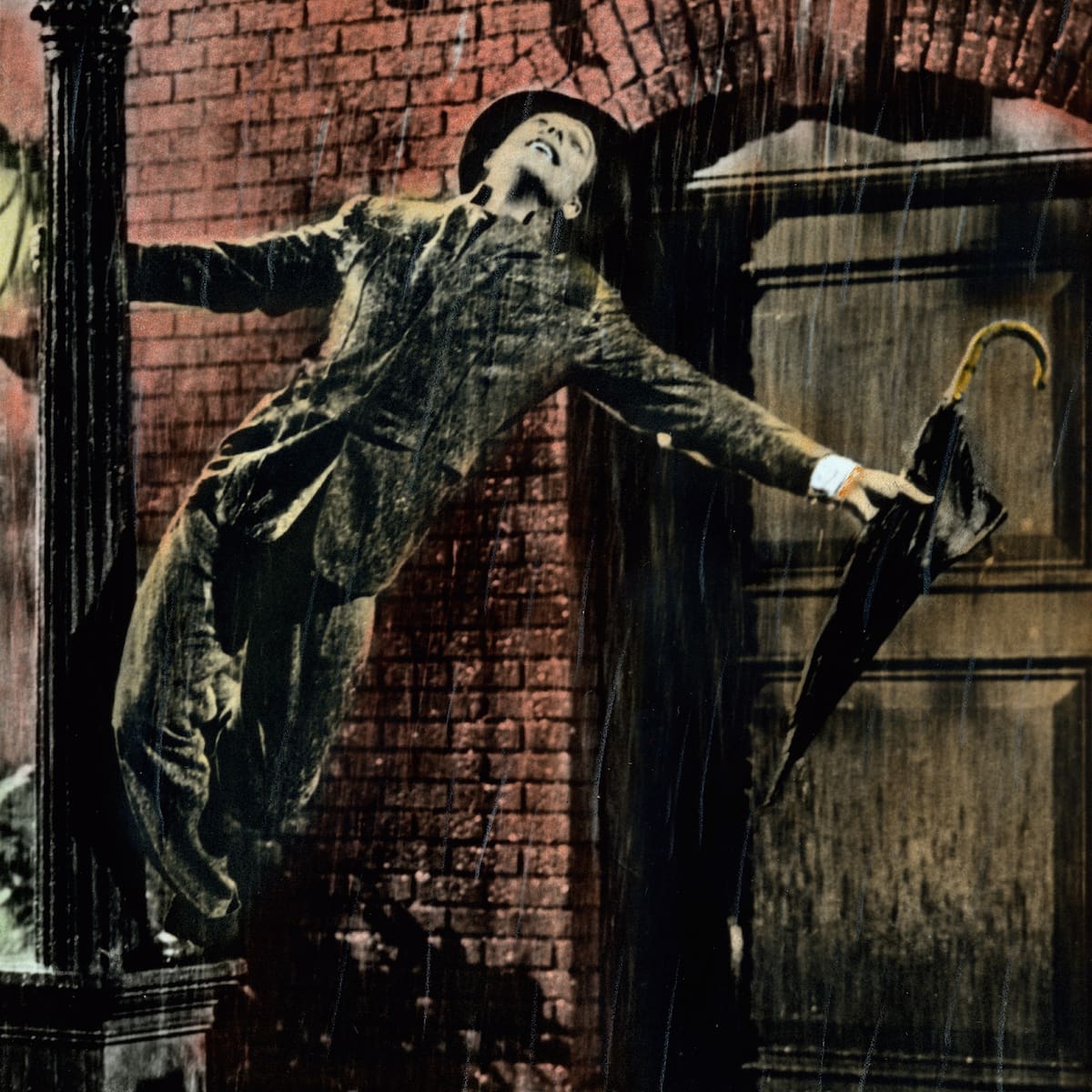 El Gran Musical recuerda el mito de la leche en 'Singing in the rain' de Gene Kelly