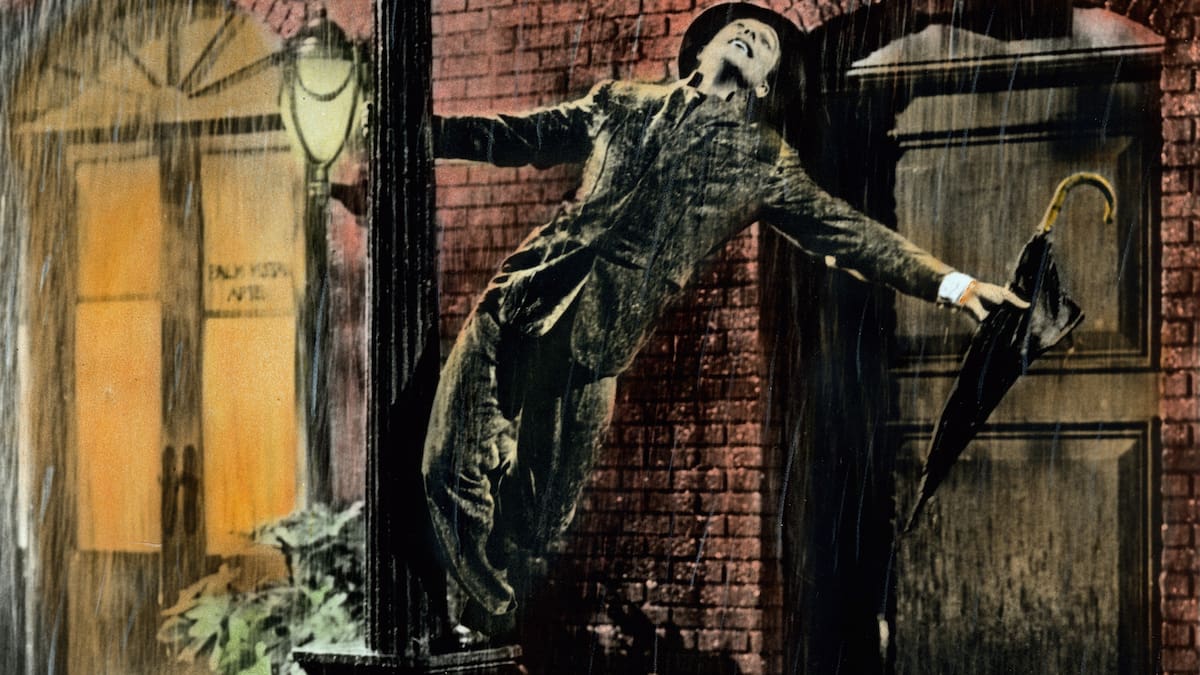 El Gran Musical recuerda el mito de la leche en 'Singing in the rain' de Gene Kelly