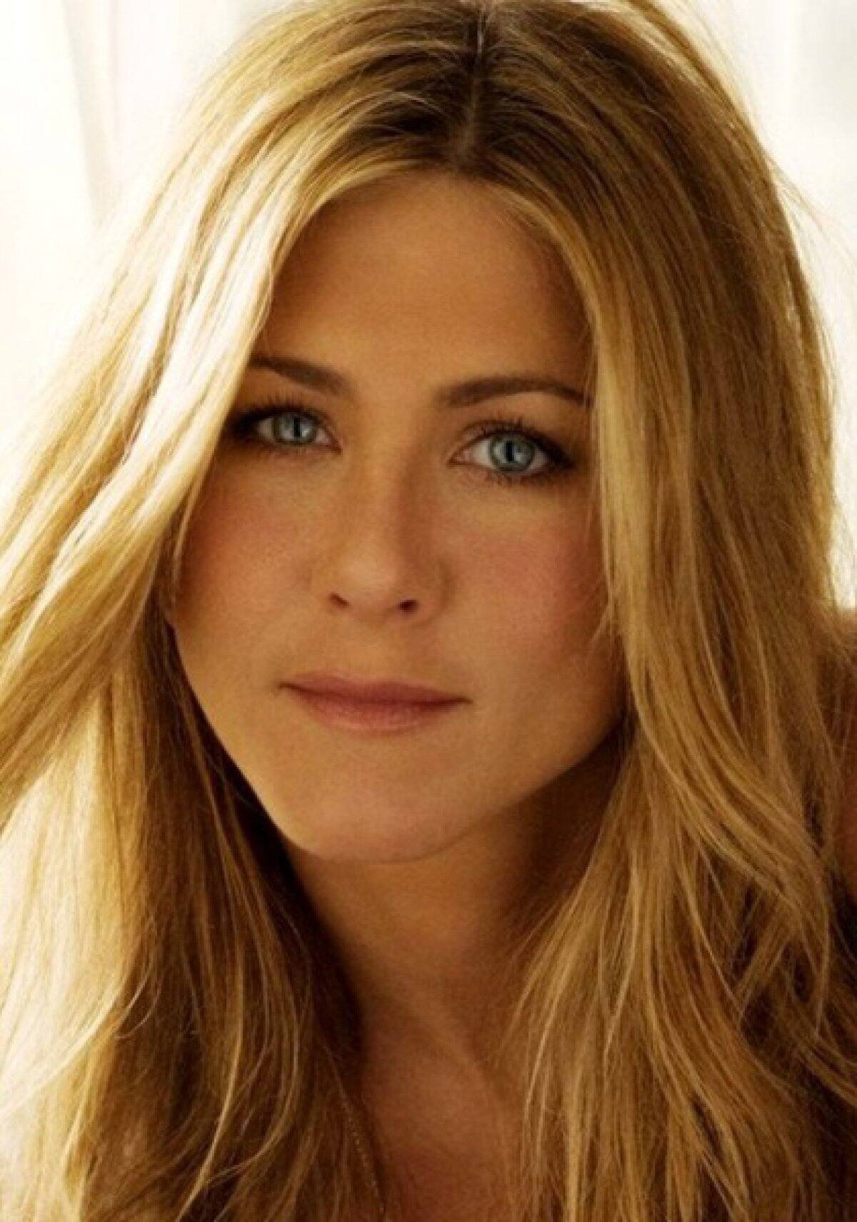 Jennifer Aniston comenzó trabajando en un local de hamburguesas, fue recepcionista y hasta limpió baños!