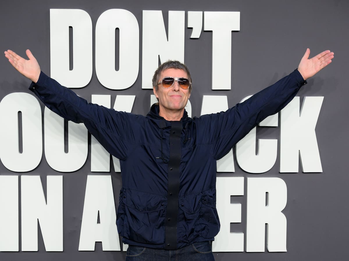 Liam Gallagher cumple 54 años: de 'Definitely Maybe' a la reunión de Oasis, así ha cambiado el cantante sin perder su esencia