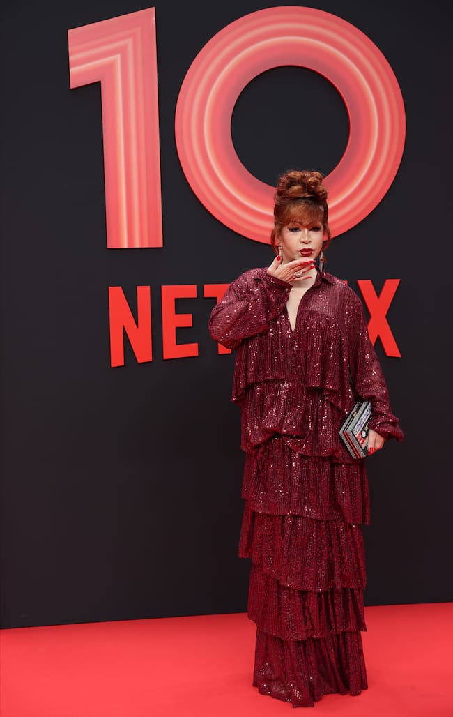 Yurena está expectante ante la nueva serie sobre su vida que estrena Netflix. De momento, la hemos visto de vuelta a las alfombras.