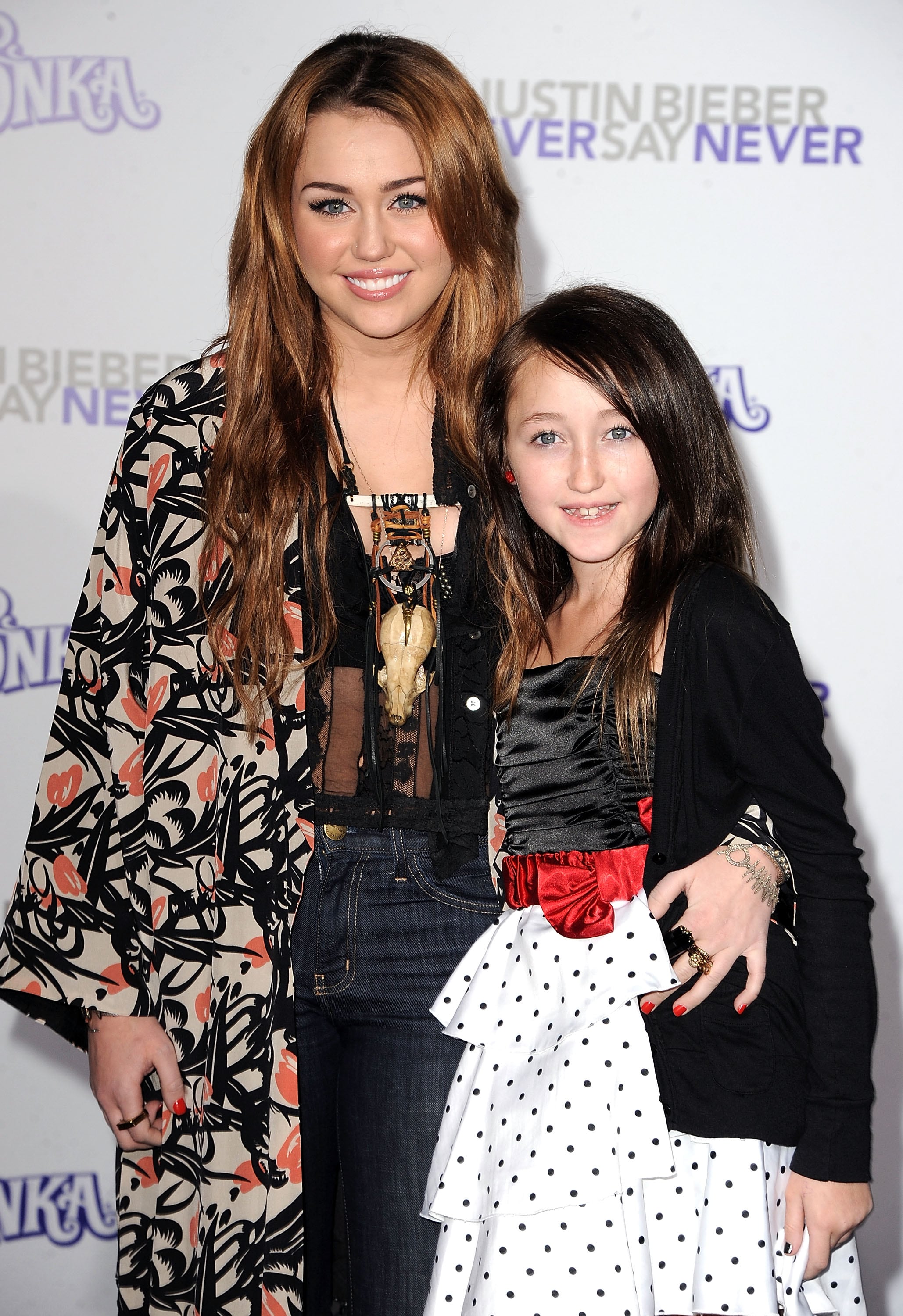 Miley Cyrus y Noah Cyrus en 2011