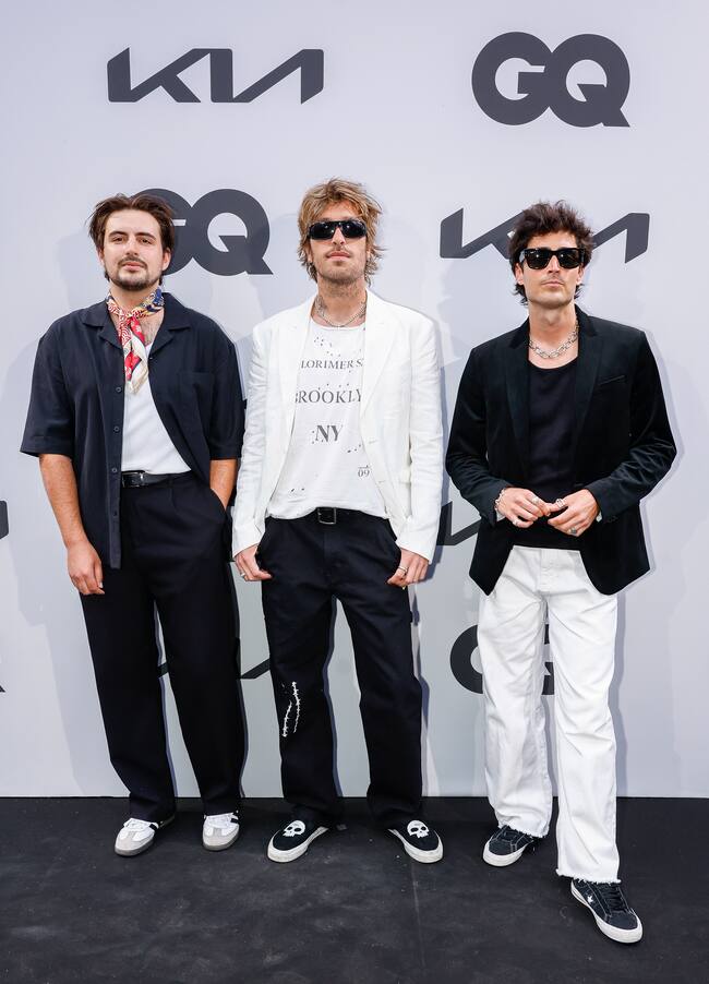 Los chicos de Marlon fueron conjuntados en black & white.