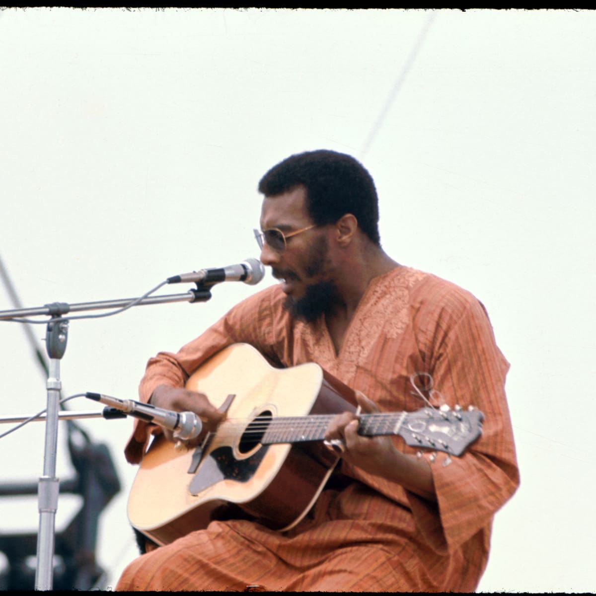 El momento más inesperado de Richie Havens en Woodstock que marcó a toda una generación