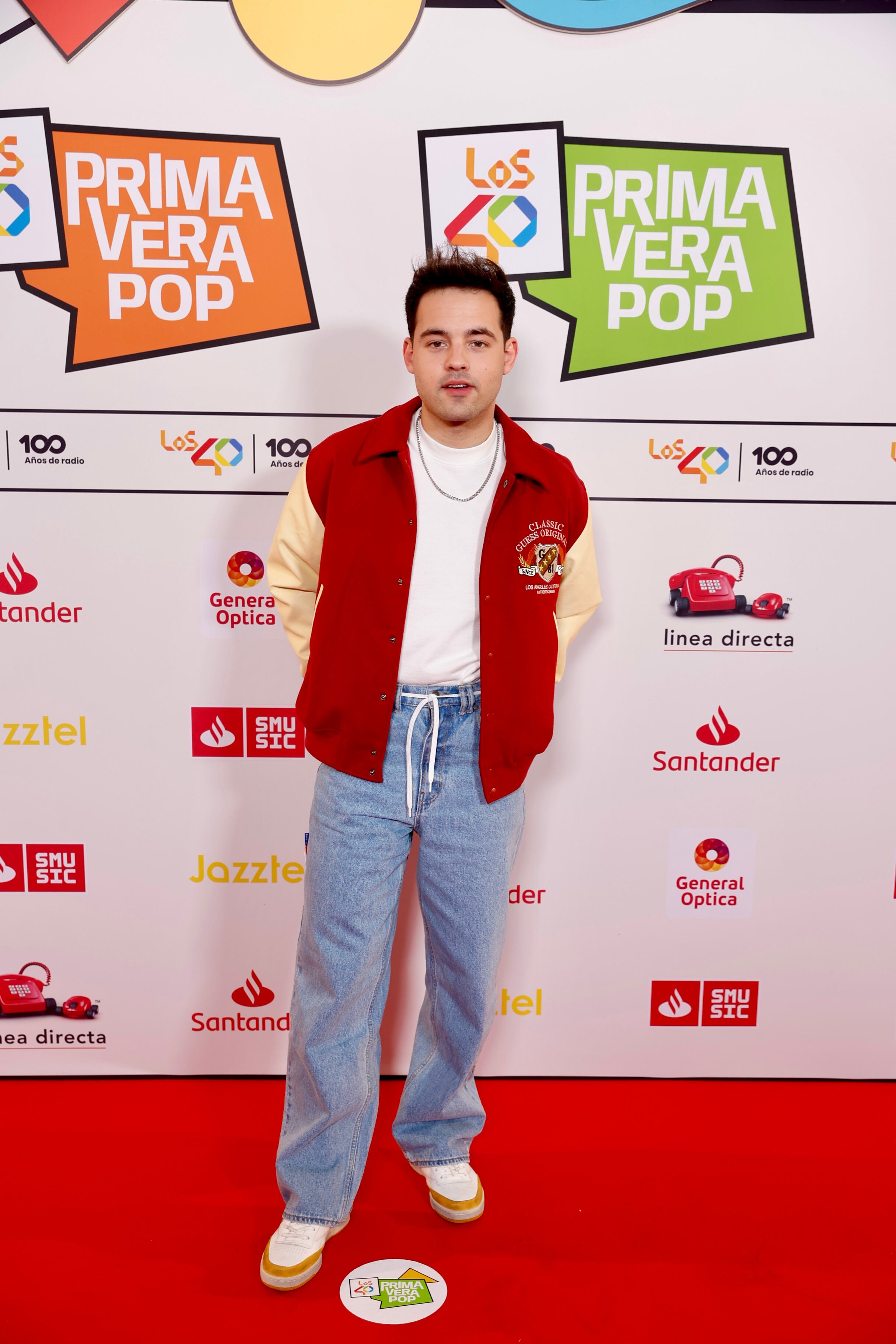 El martes estuvo en la preparty de LOS40 Primavera Pop calentando motores con un concierto que nos dejó con ganas de más. Hoy tendremos más de DePol que seguramente nos lleve a Ibiza.