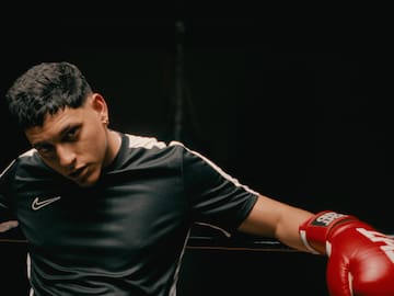 La Cruz sube la temperatura con 'SAHARA', la invitación a un baile que puede terminar en algo más